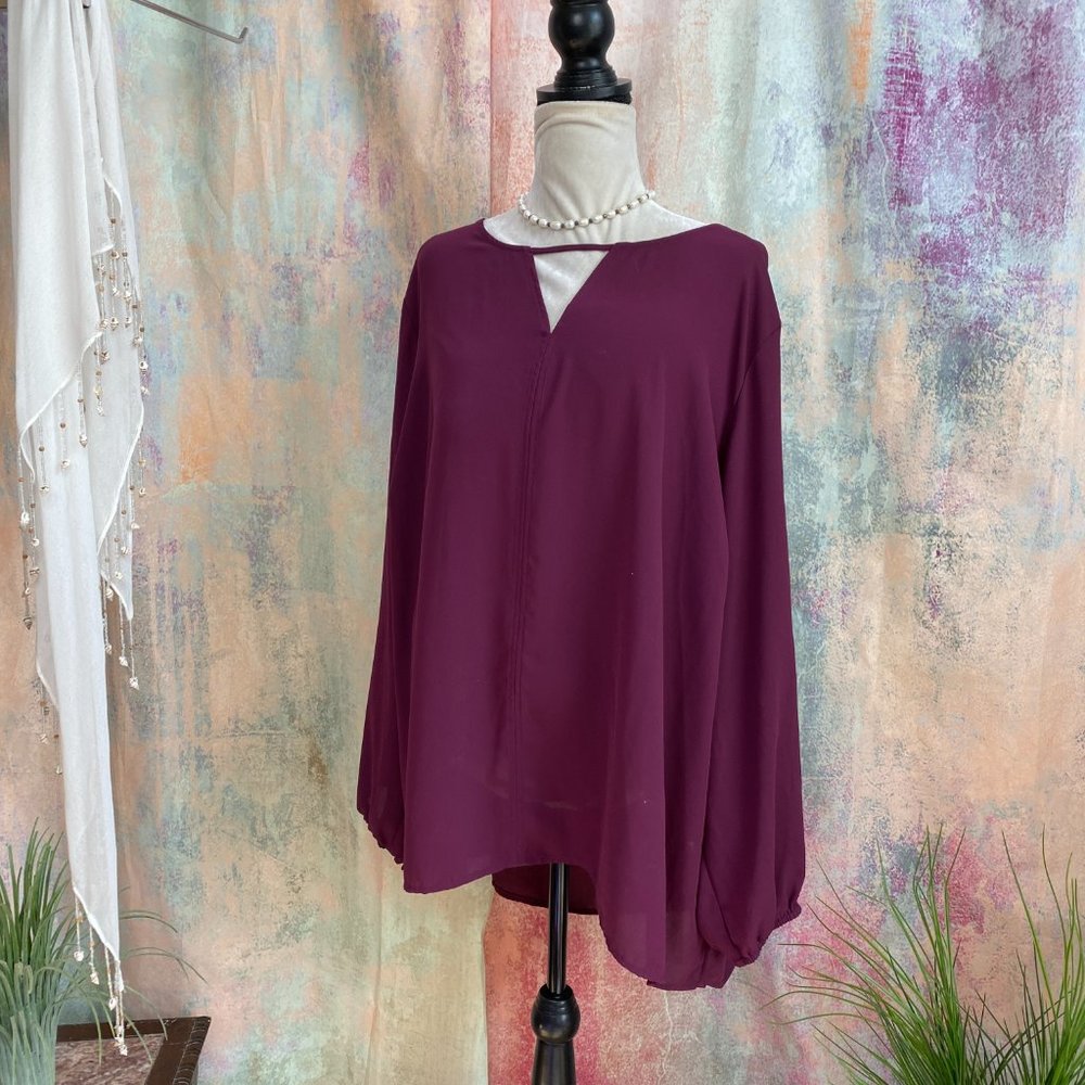 📌 Terra & Sky Soft flowing long Sleeves Blouse with Keyhole